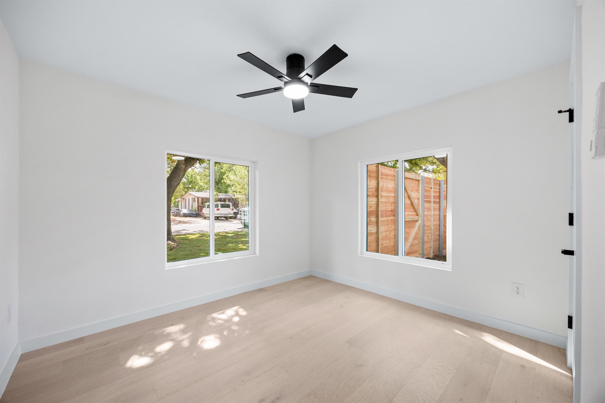 947 Field St, San Marcos, TX 78666