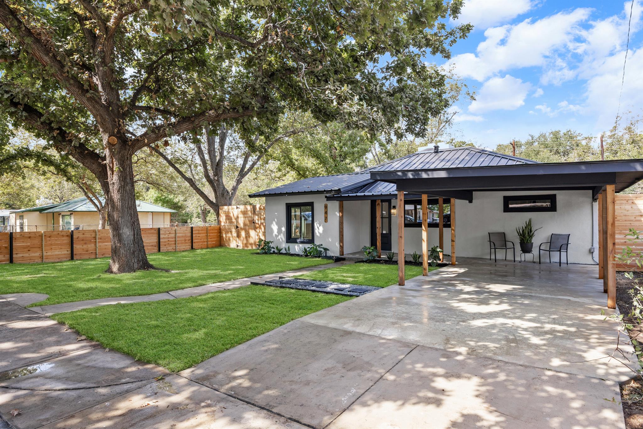 947 Field St, San Marcos, TX 78666