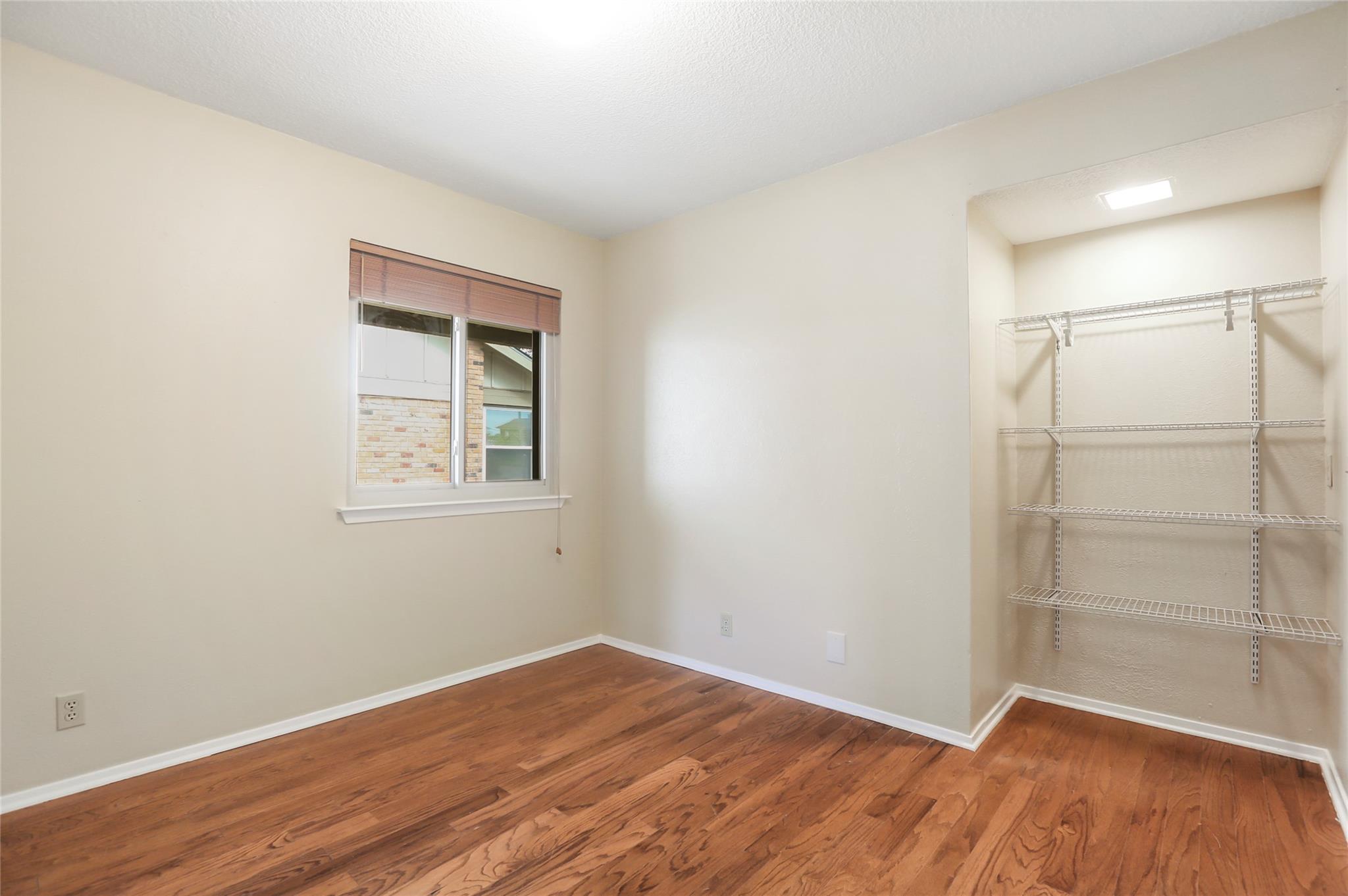 1407 W Braker Ln # B, Austin, TX 78758