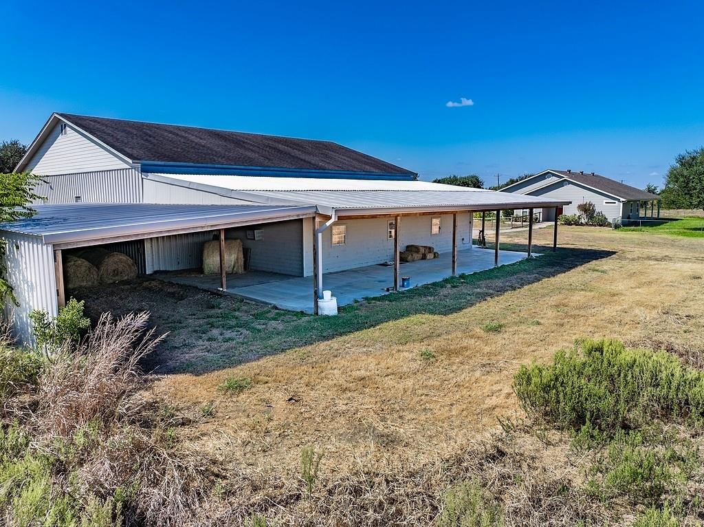 10411 Farm to Market Road 1383 Rd, La Grange, TX 78945