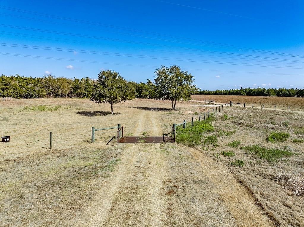 10411 Farm to Market Road 1383 Rd, La Grange, TX 78945