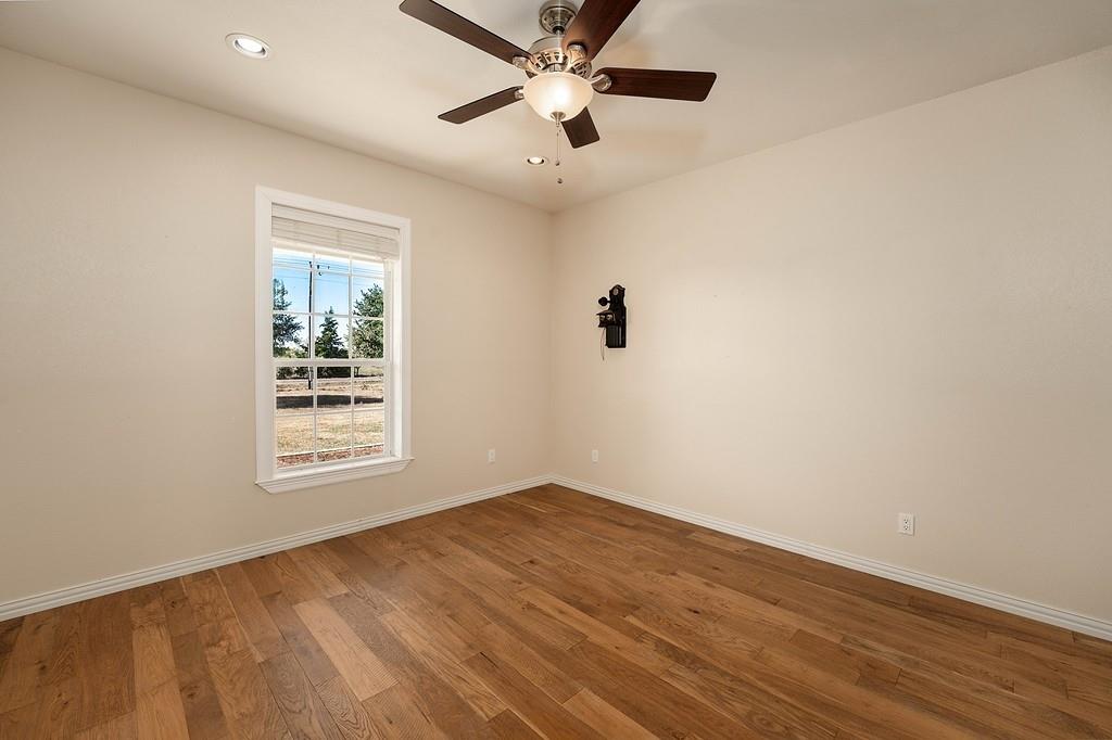 10411 Farm to Market Road 1383 Rd, La Grange, TX 78945