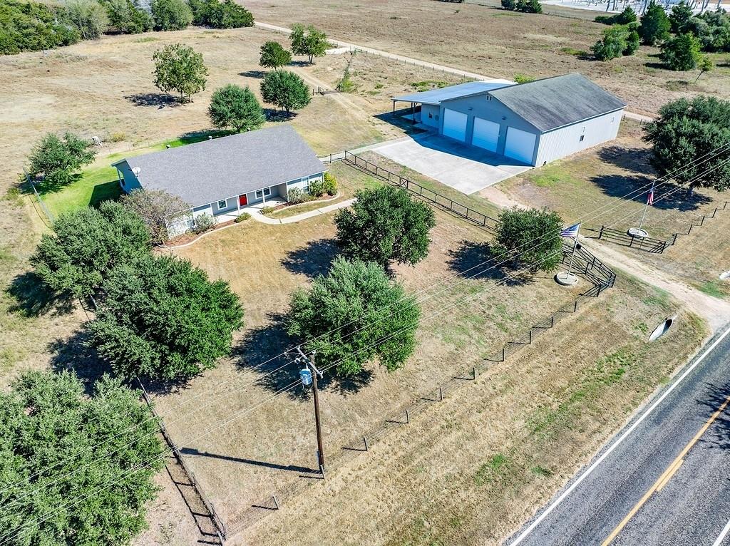 10411 Farm to Market Road 1383 Rd, La Grange, TX 78945