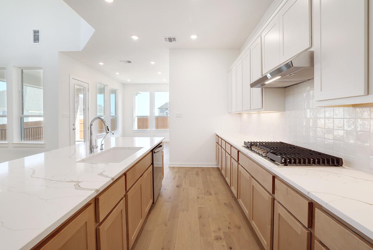 522 Outrider Ct, Liberty Hill, TX 78642