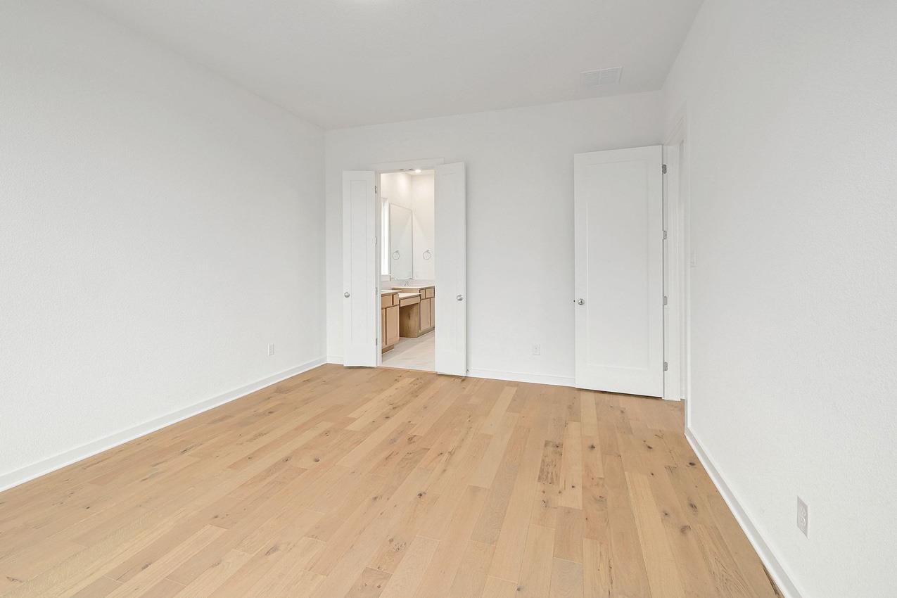 522 Outrider Ct, Liberty Hill, TX 78642