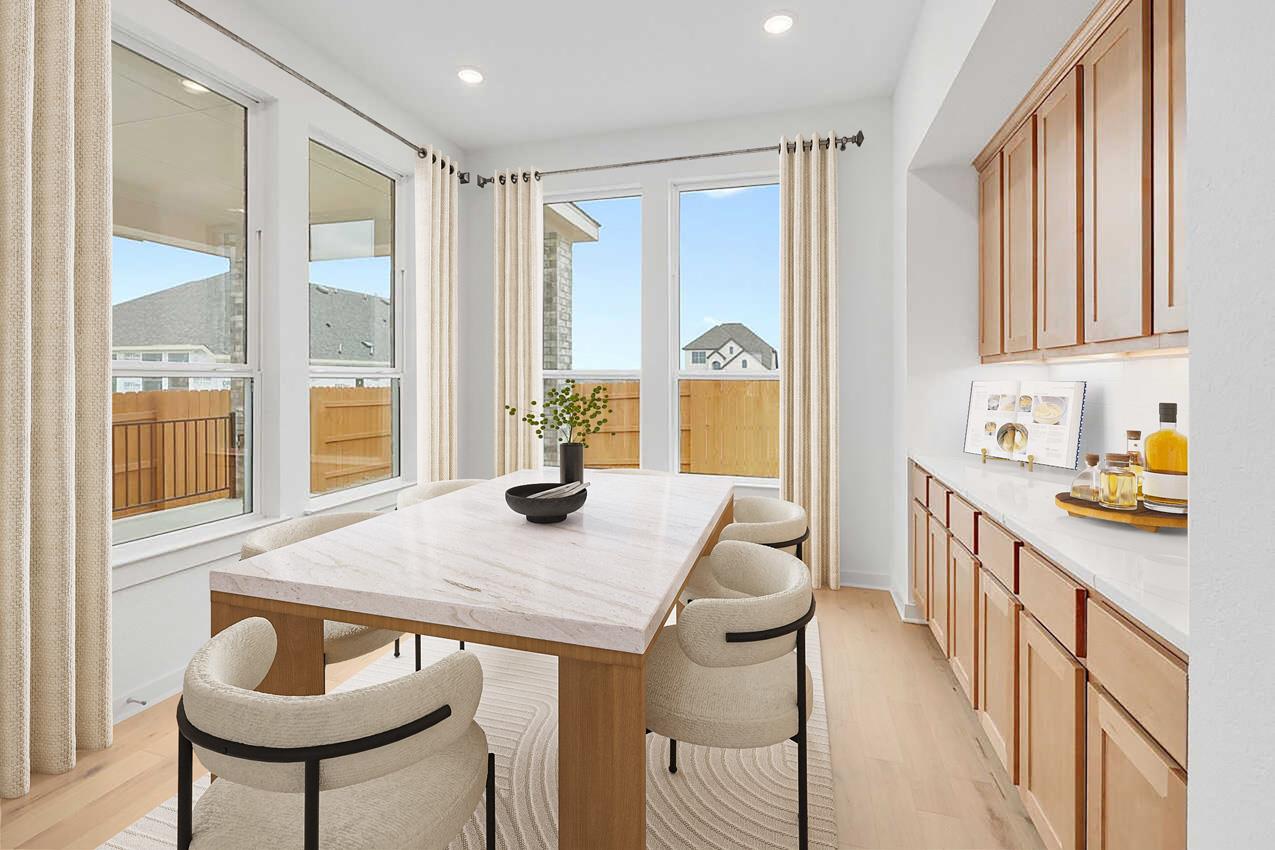 522 Outrider Ct, Liberty Hill, TX 78642