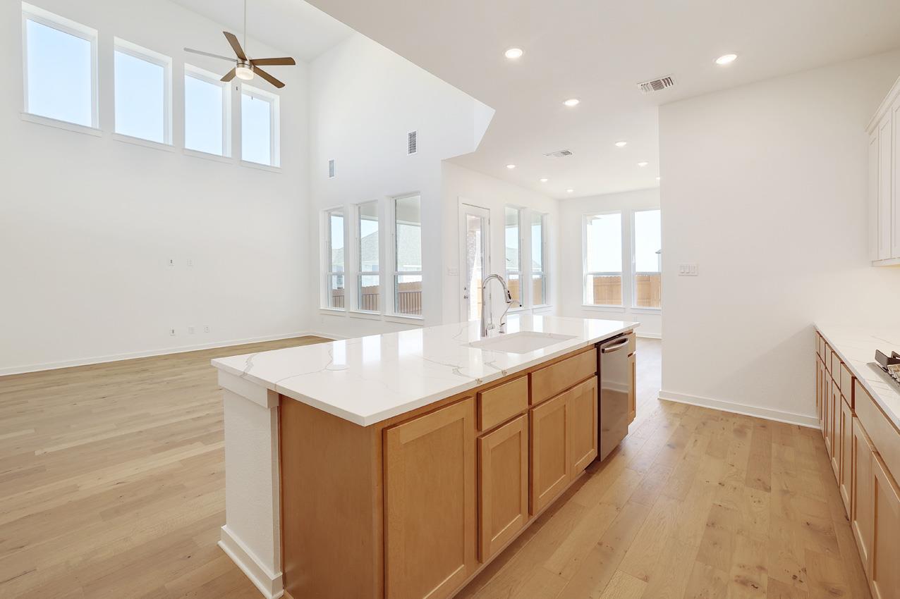 522 Outrider Ct, Liberty Hill, TX 78642