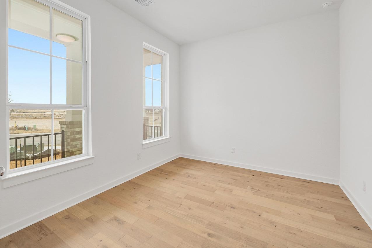 522 Outrider Ct, Liberty Hill, TX 78642