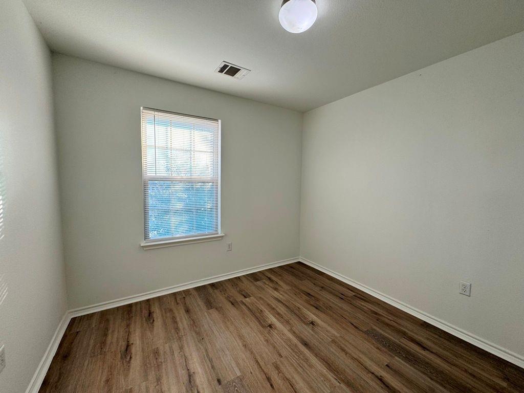 15206 Walcott Dr, Austin, TX 78725