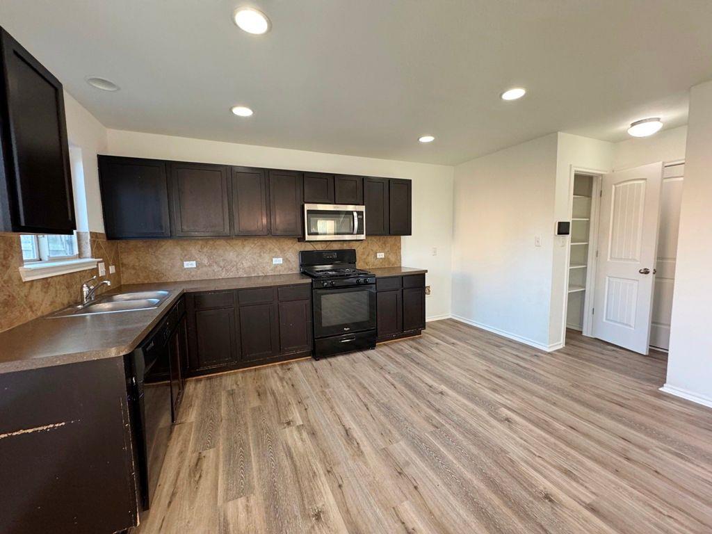 15206 Walcott Dr, Austin, TX 78725