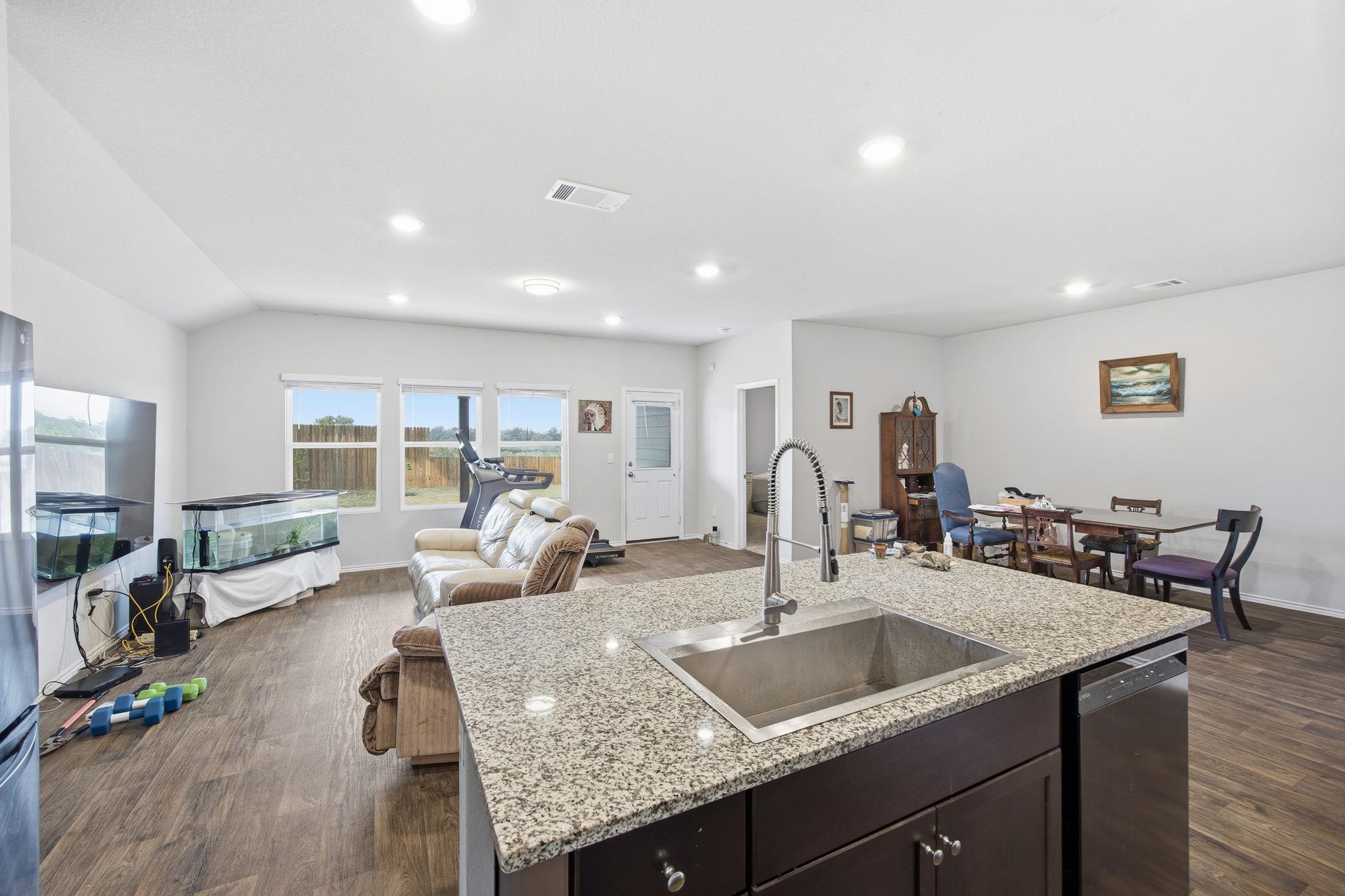 13517 Brahmin Dr, Austin, TX 78724