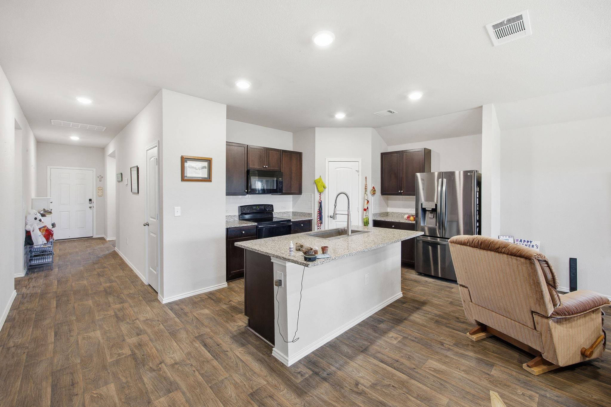 13517 Brahmin Dr, Austin, TX 78724