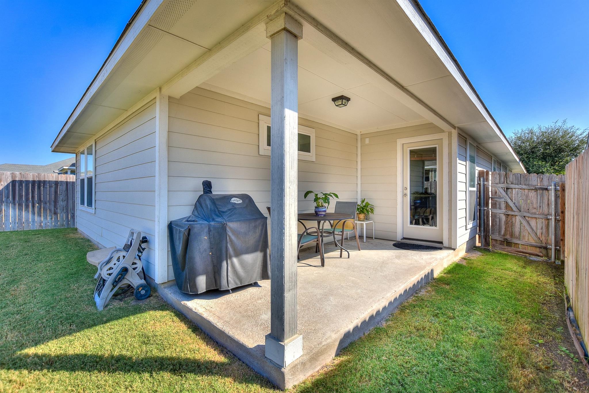 6032 Urbano Bnd, Round Rock, TX 78665