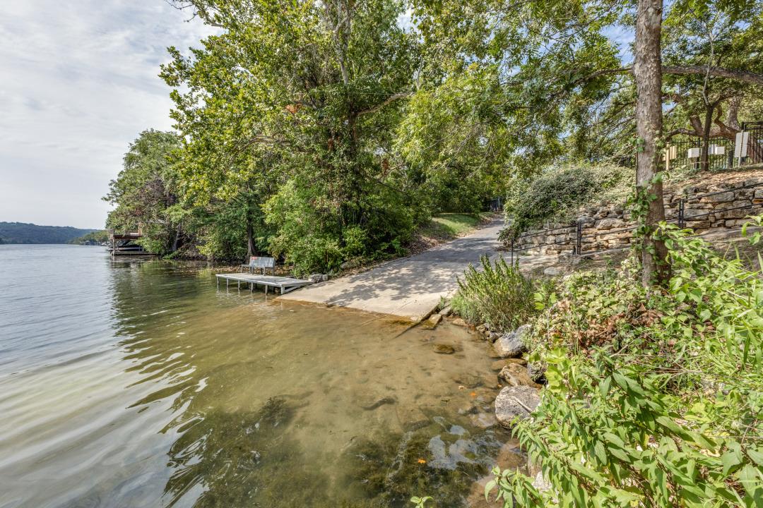 2406 Indian Creek Rd, Austin, TX 78734