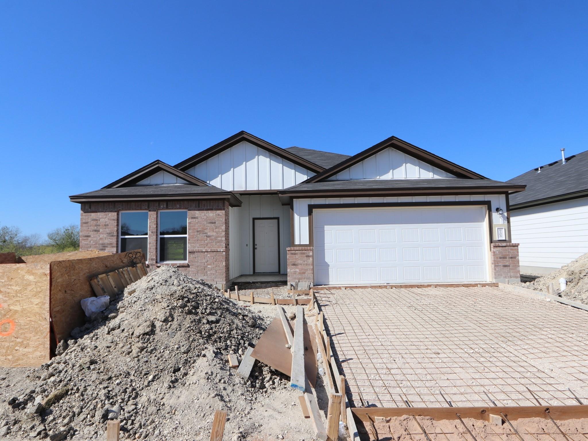 9208 Furman Dr, Austin, TX 78747