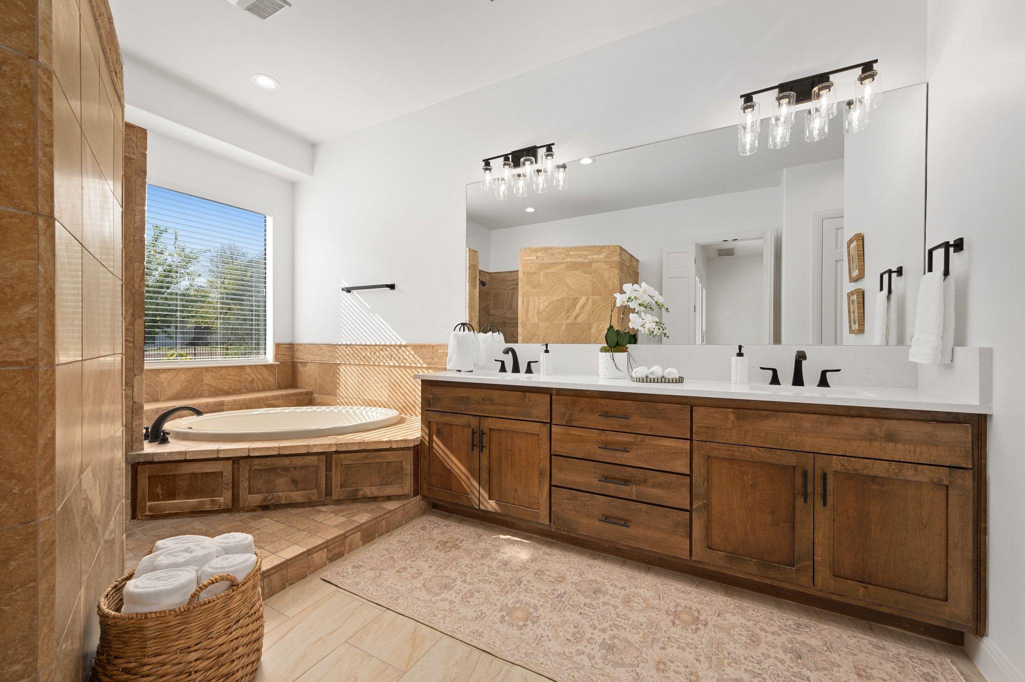 7201 Bowditch Dr, Austin, TX 78730