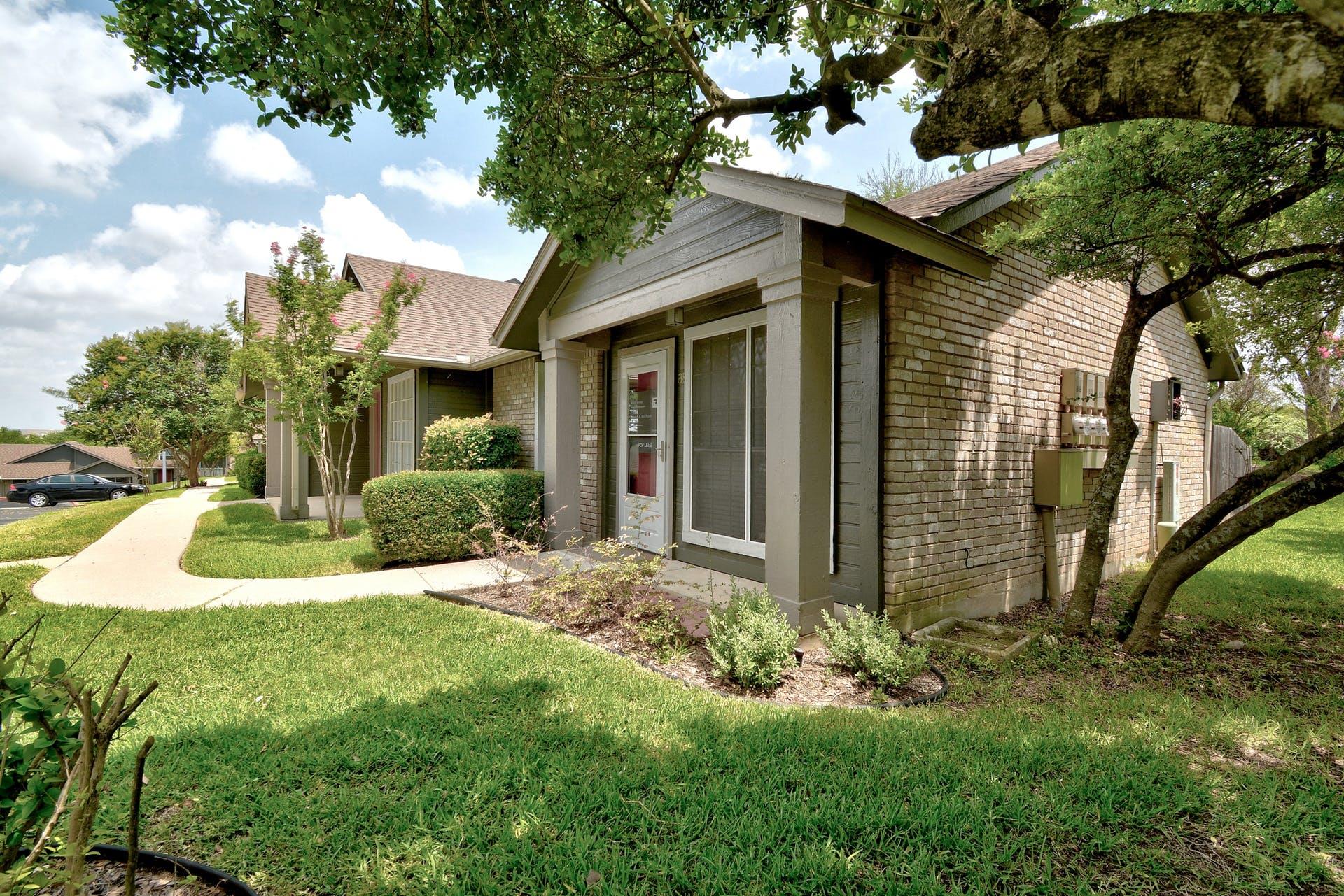 1015 E Yager Ln # 88, Austin, TX 78753