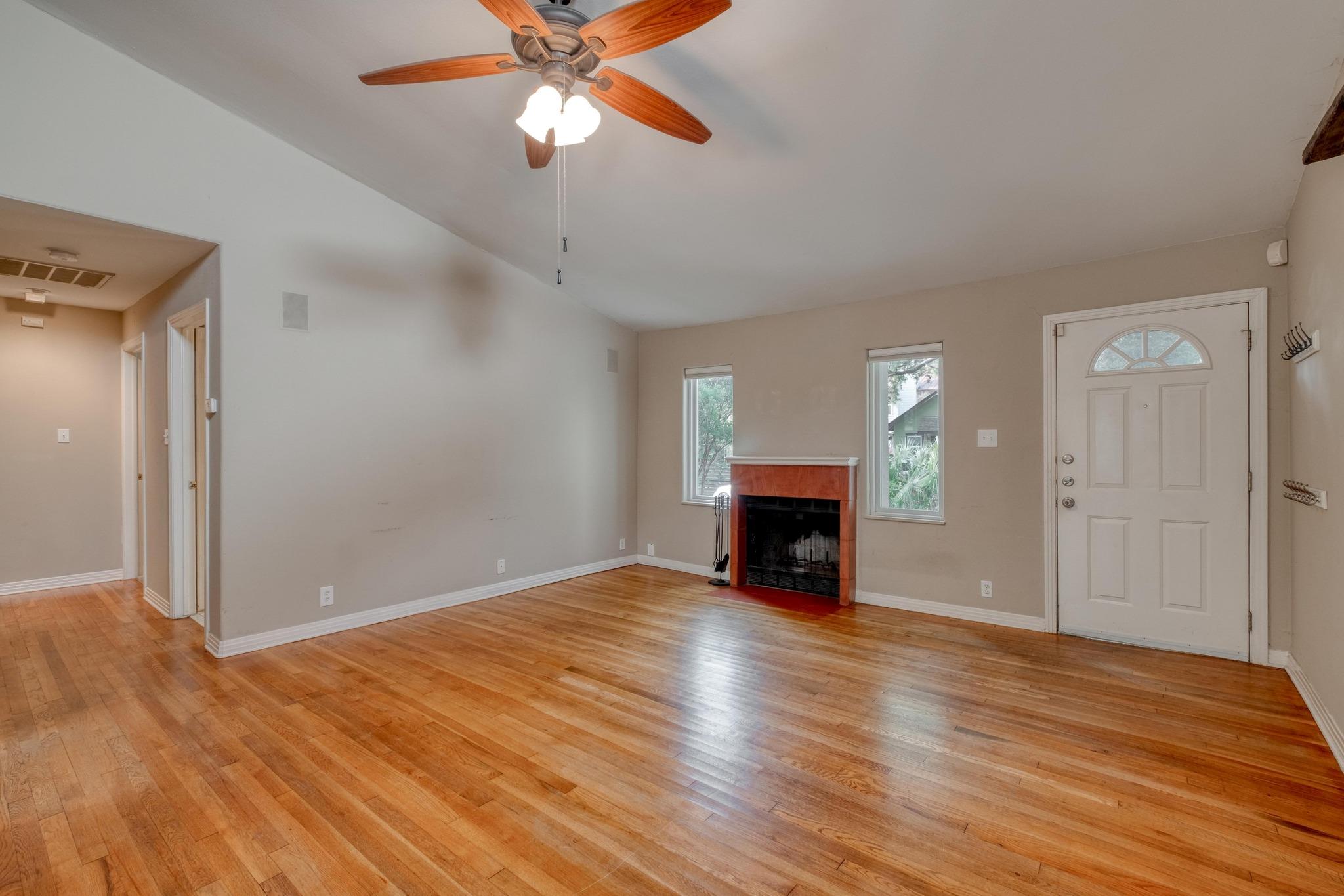 1404 Juliet St, Austin, TX 78704