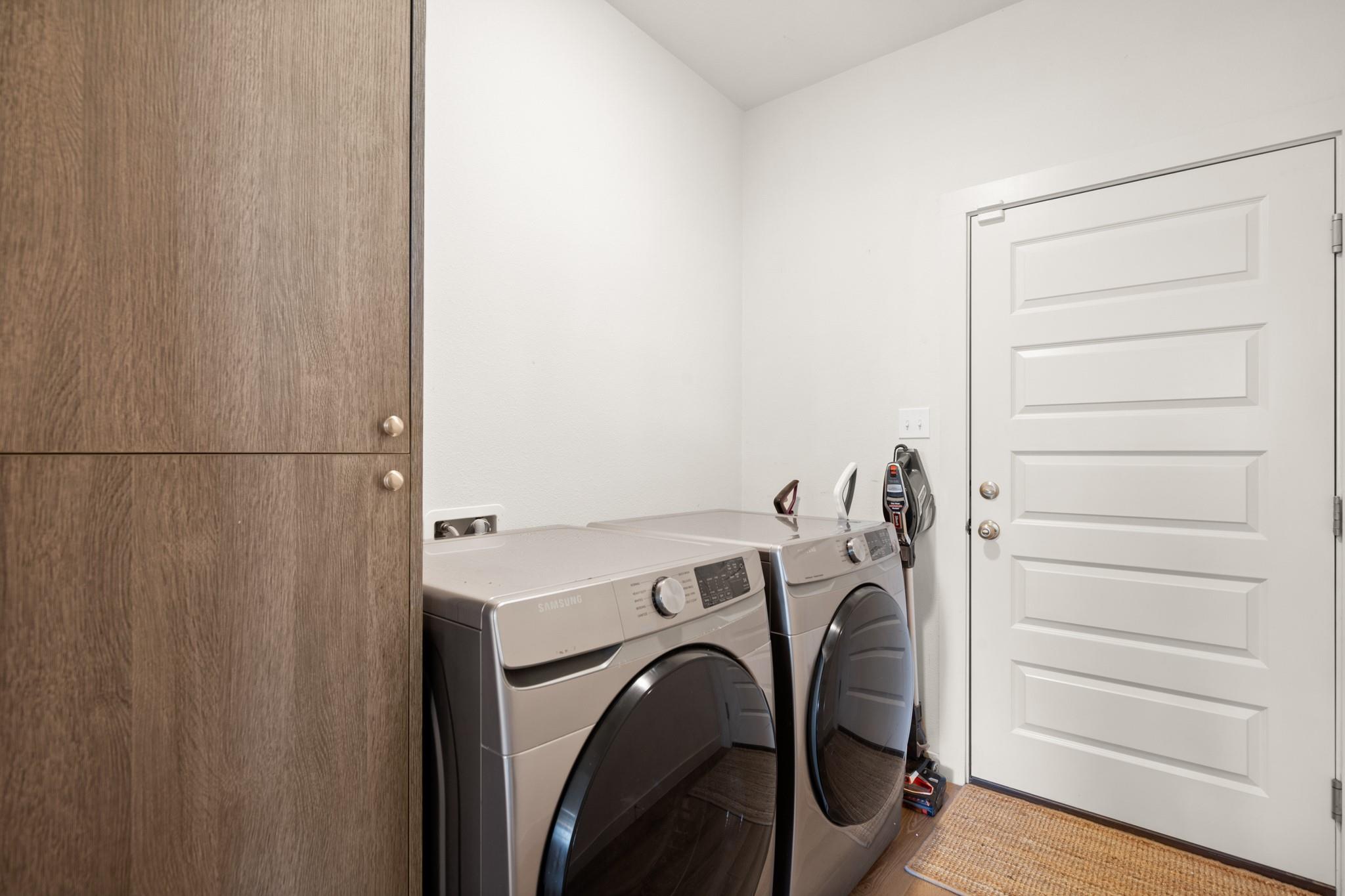 125 Naalehu Ct, Bastrop, TX 78602