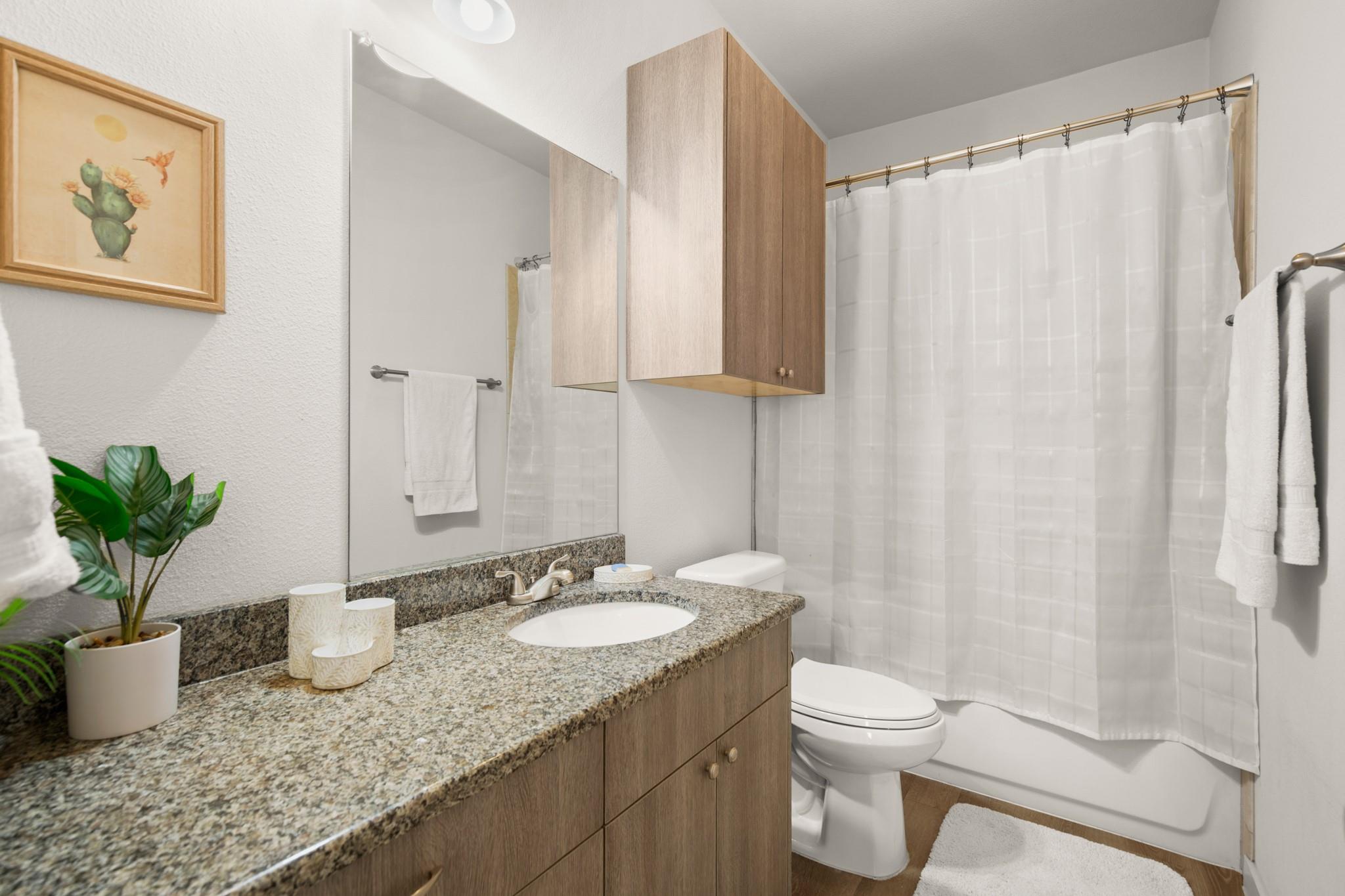 125 Naalehu Ct, Bastrop, TX 78602