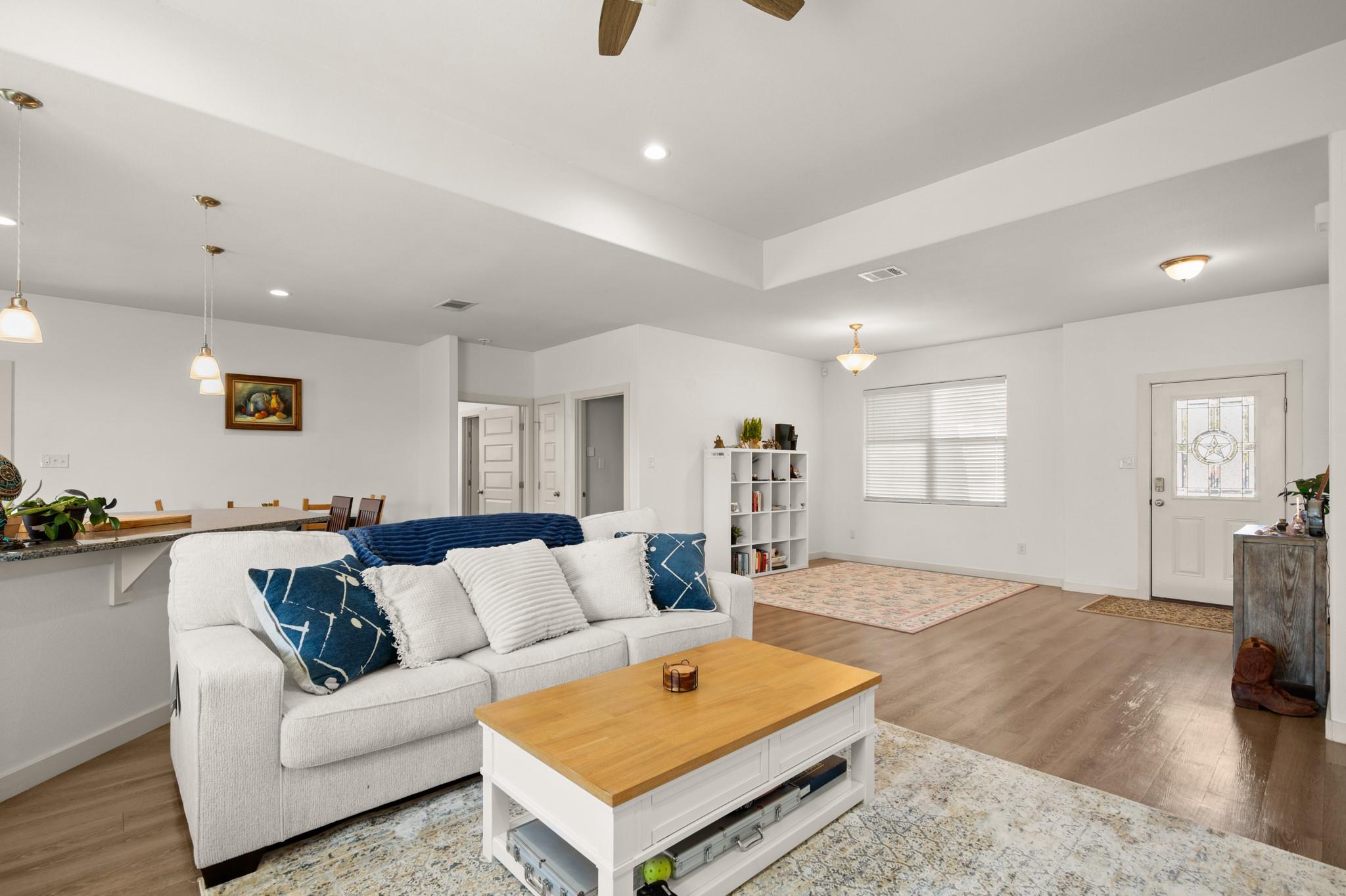 125 Naalehu Ct, Bastrop, TX 78602