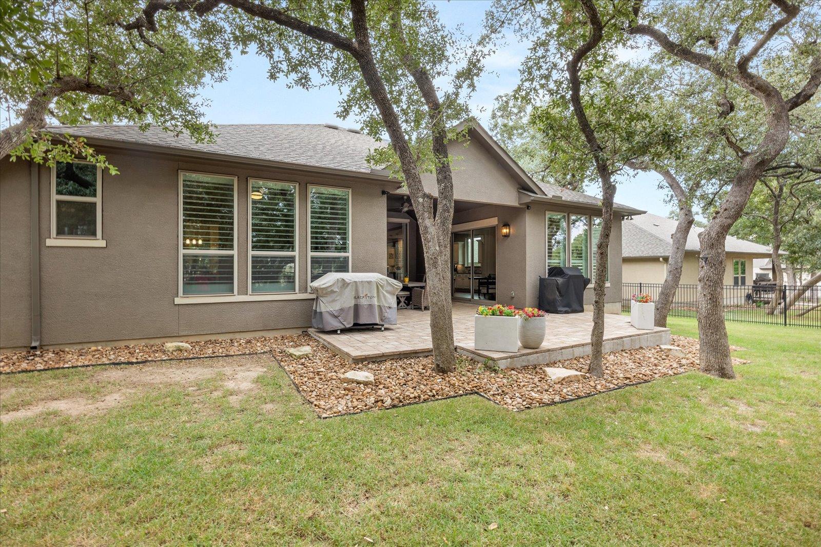 158 Cool Rock Rd, Boerne, TX 78006