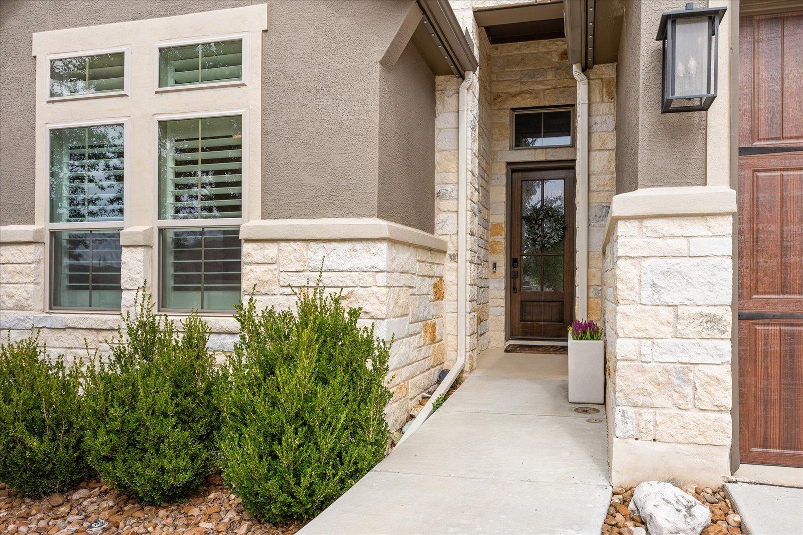 158 Cool Rock Rd, Boerne, TX 78006