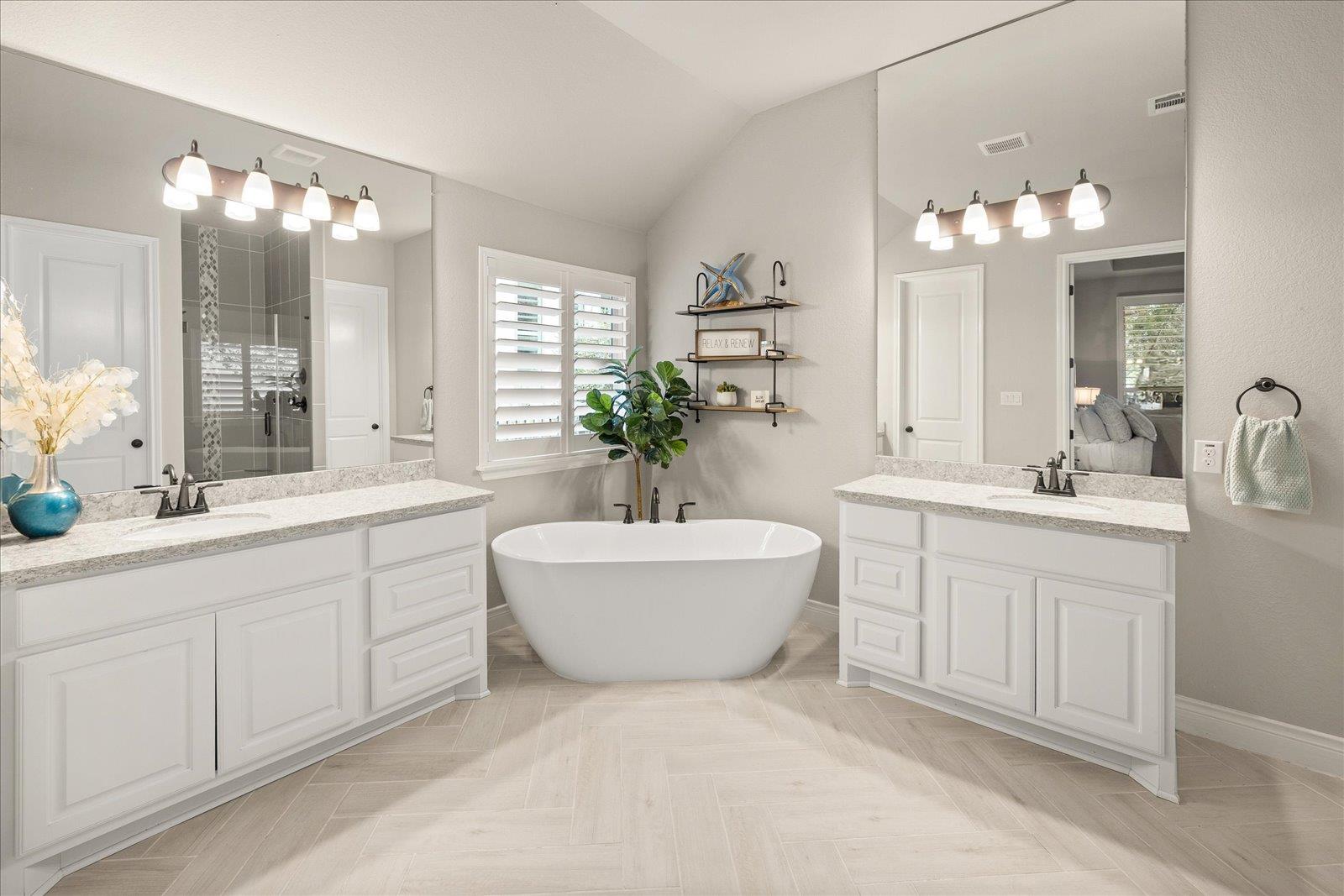 158 Cool Rock Rd, Boerne, TX 78006