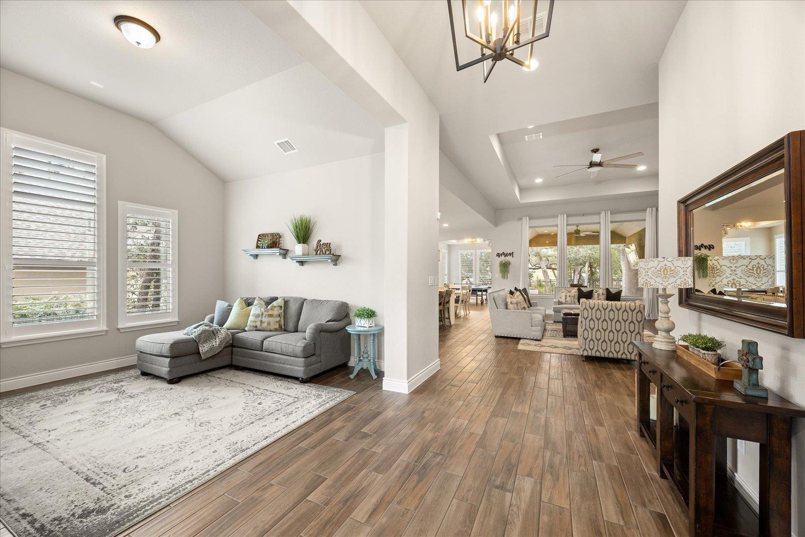 158 Cool Rock Rd, Boerne, TX 78006