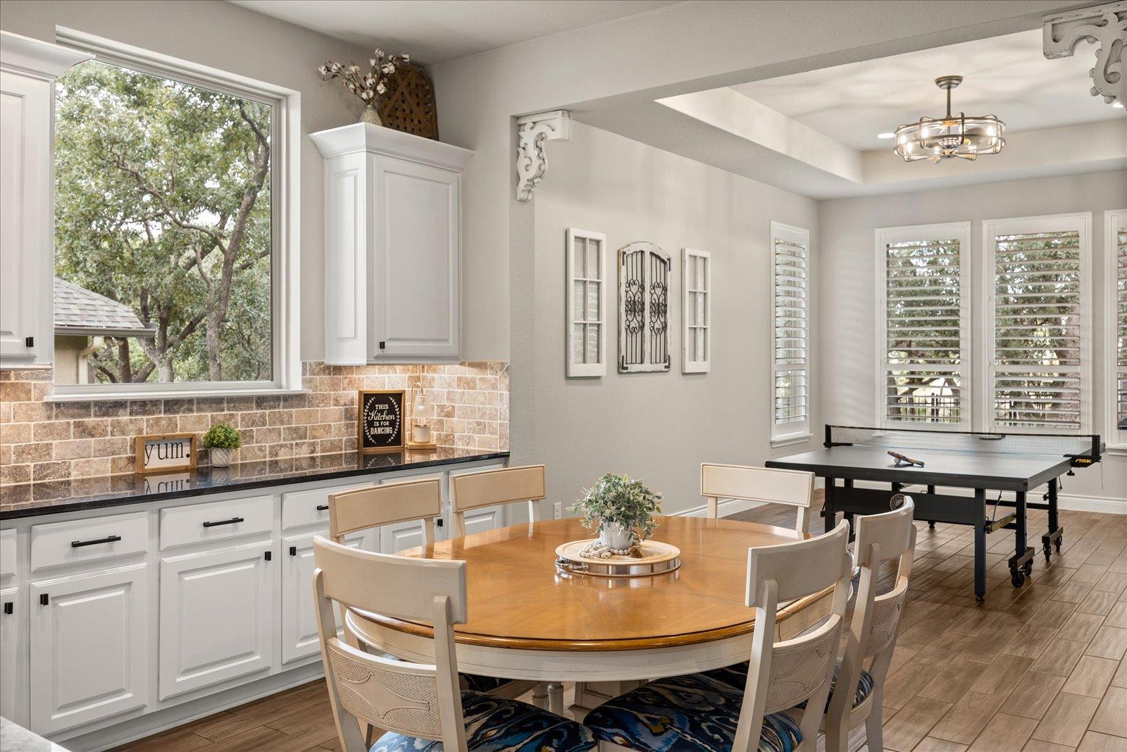 158 Cool Rock Rd, Boerne, TX 78006