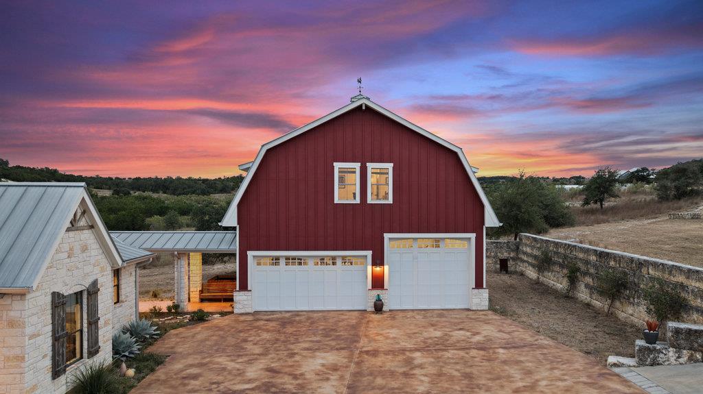 300 Cedar Mountain Dr, Marble Falls, TX 78654