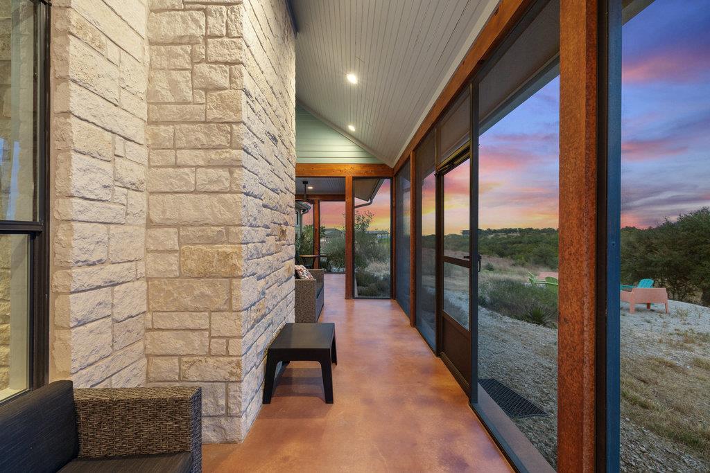 300 Cedar Mountain Dr, Marble Falls, TX 78654