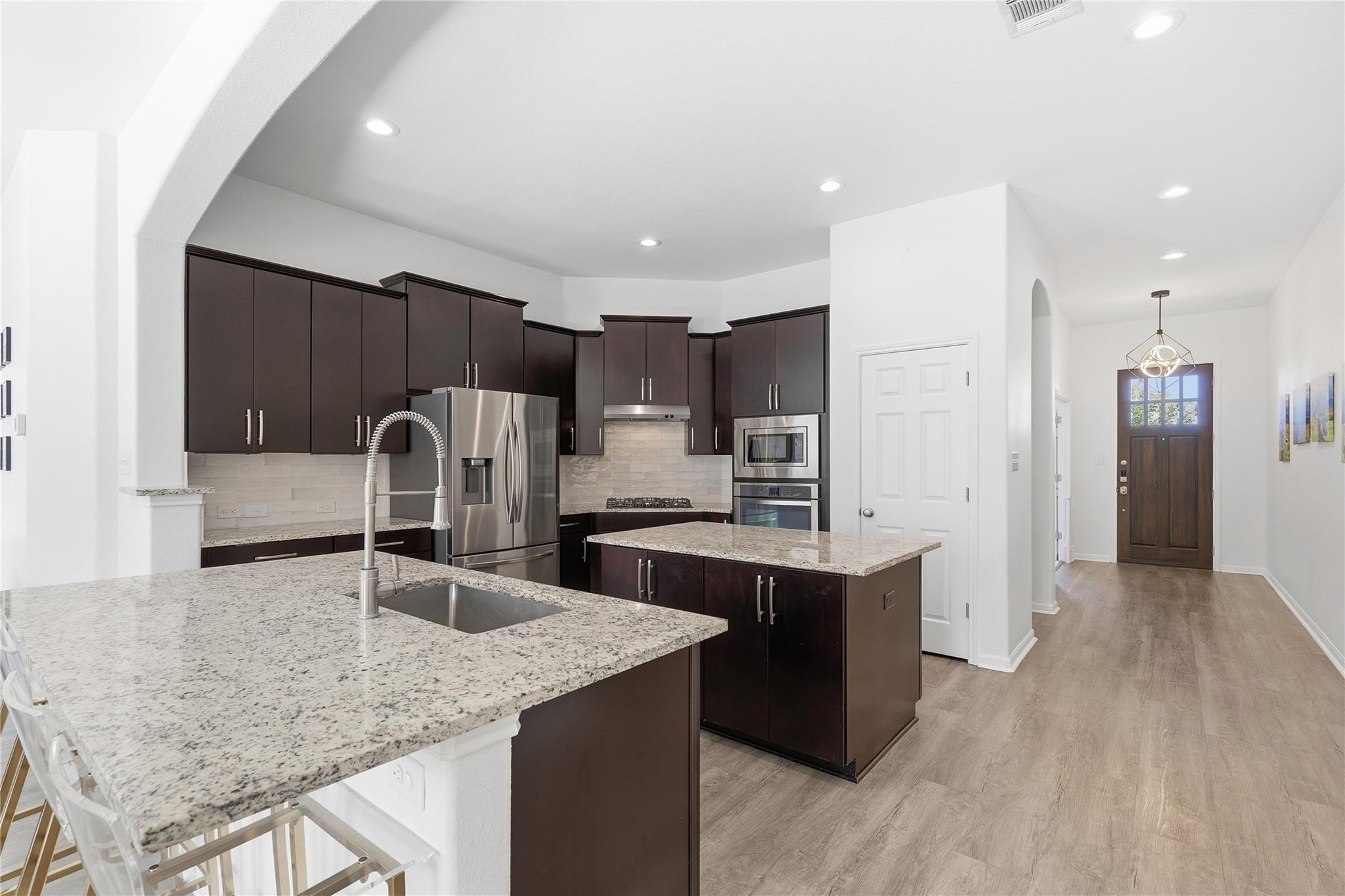 5425 Texas Bluebell Dr, Spicewood, TX 78669