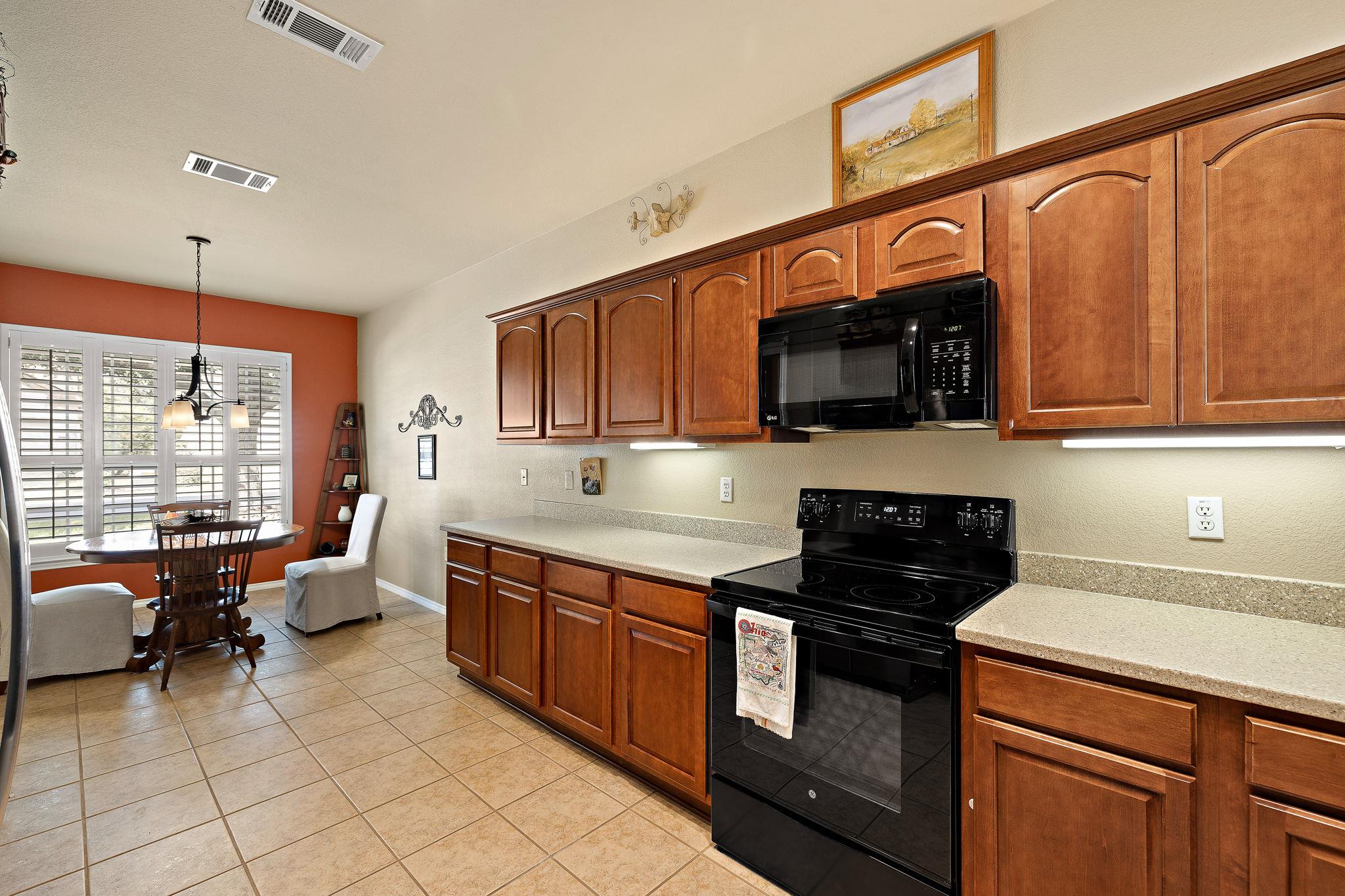 406 Sundance Ln, Georgetown, TX 78633