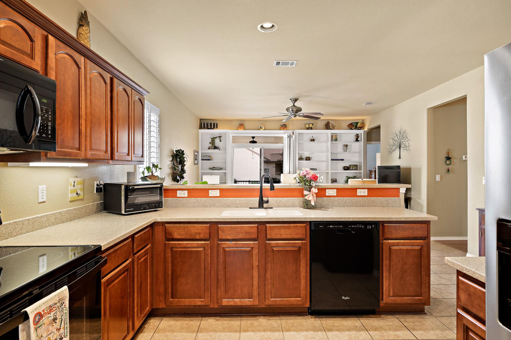 406 Sundance Ln, Georgetown, TX 78633