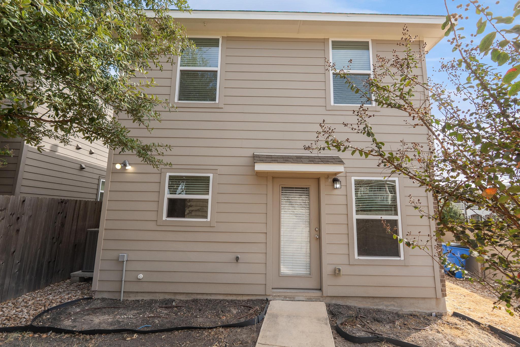 18000 Malnati Dr, Pflugerville, TX 78660