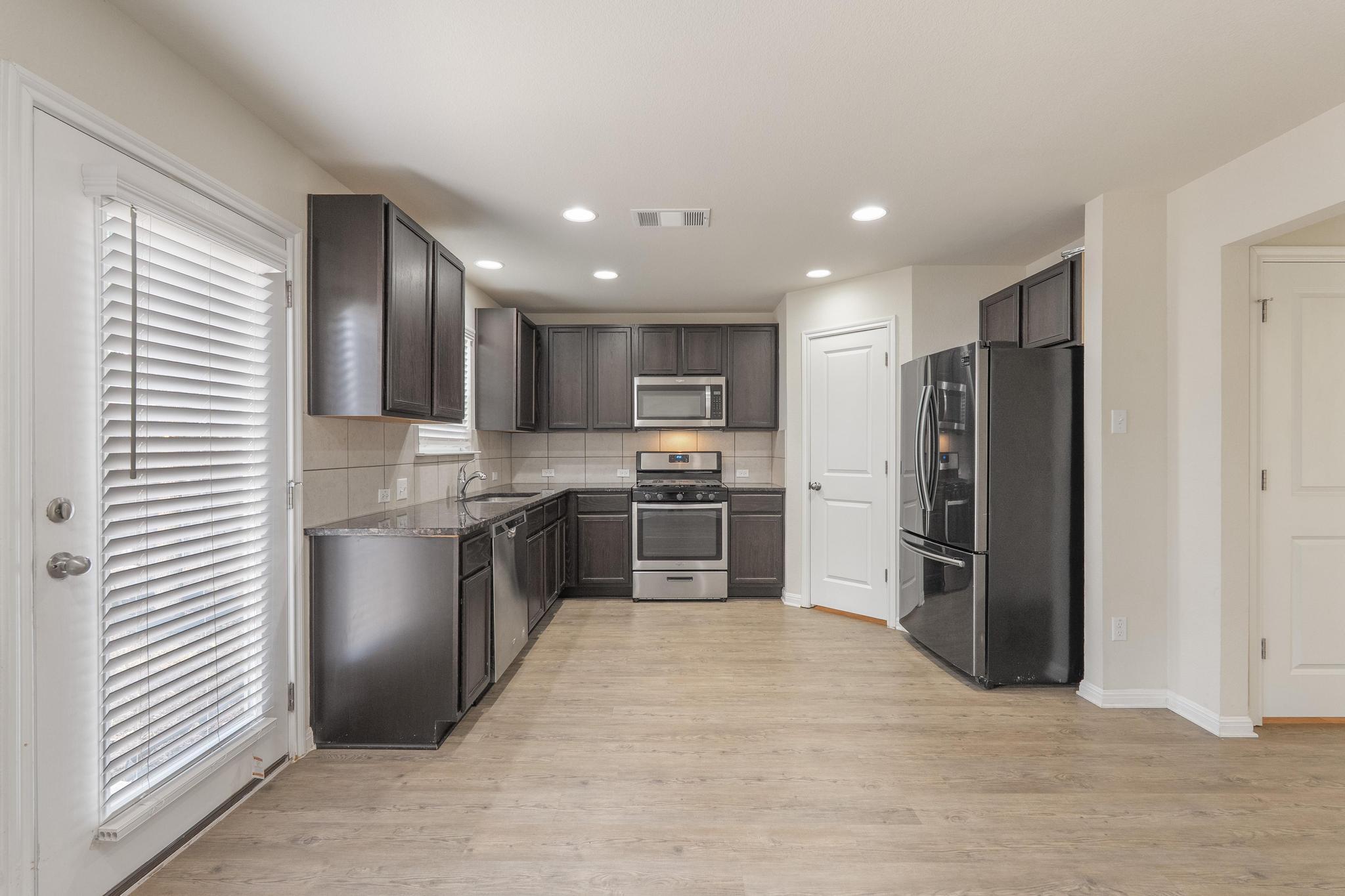 18000 Malnati Dr, Pflugerville, TX 78660