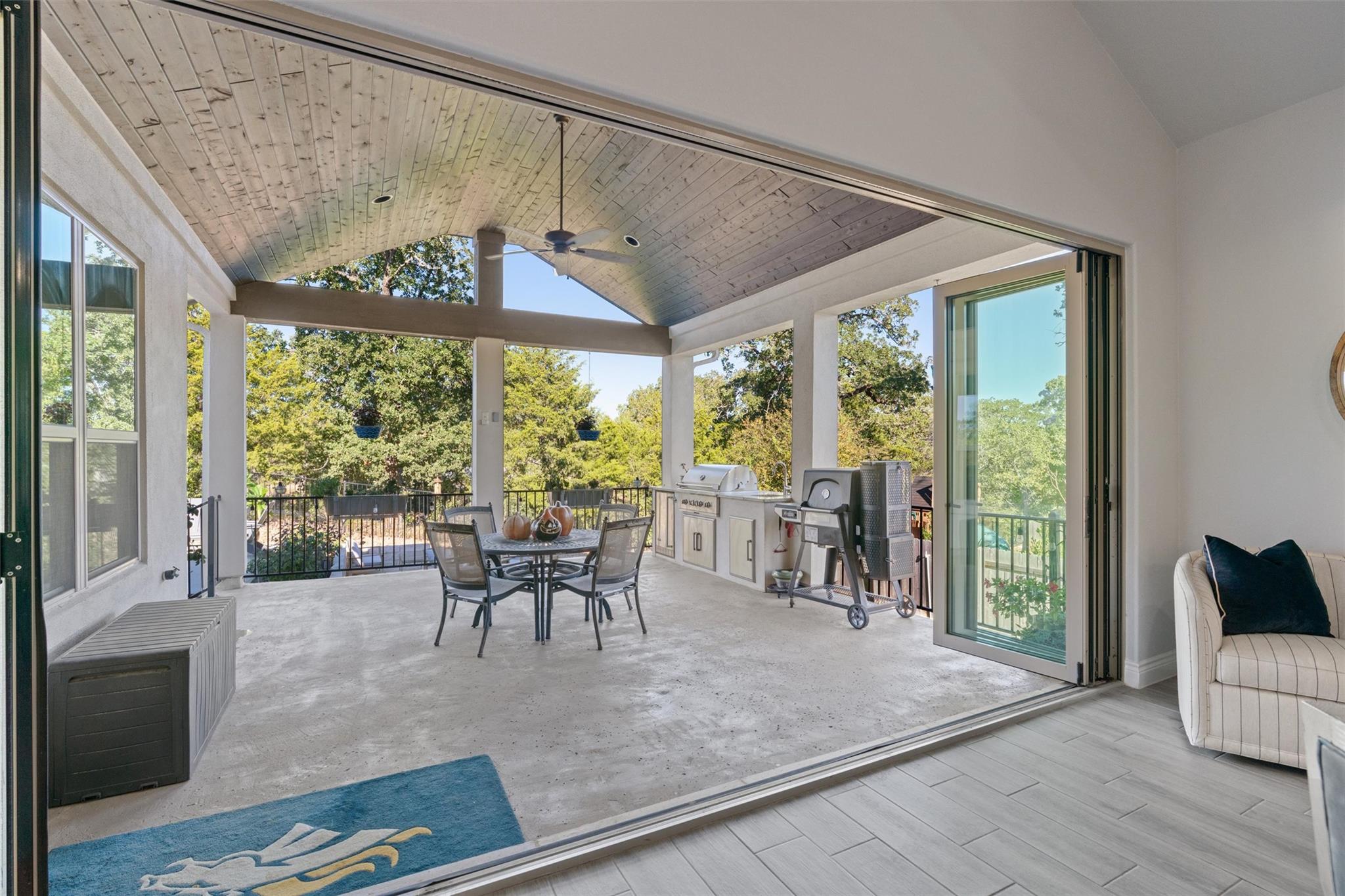 118 Kellogg Ln, Bastrop, TX 78602