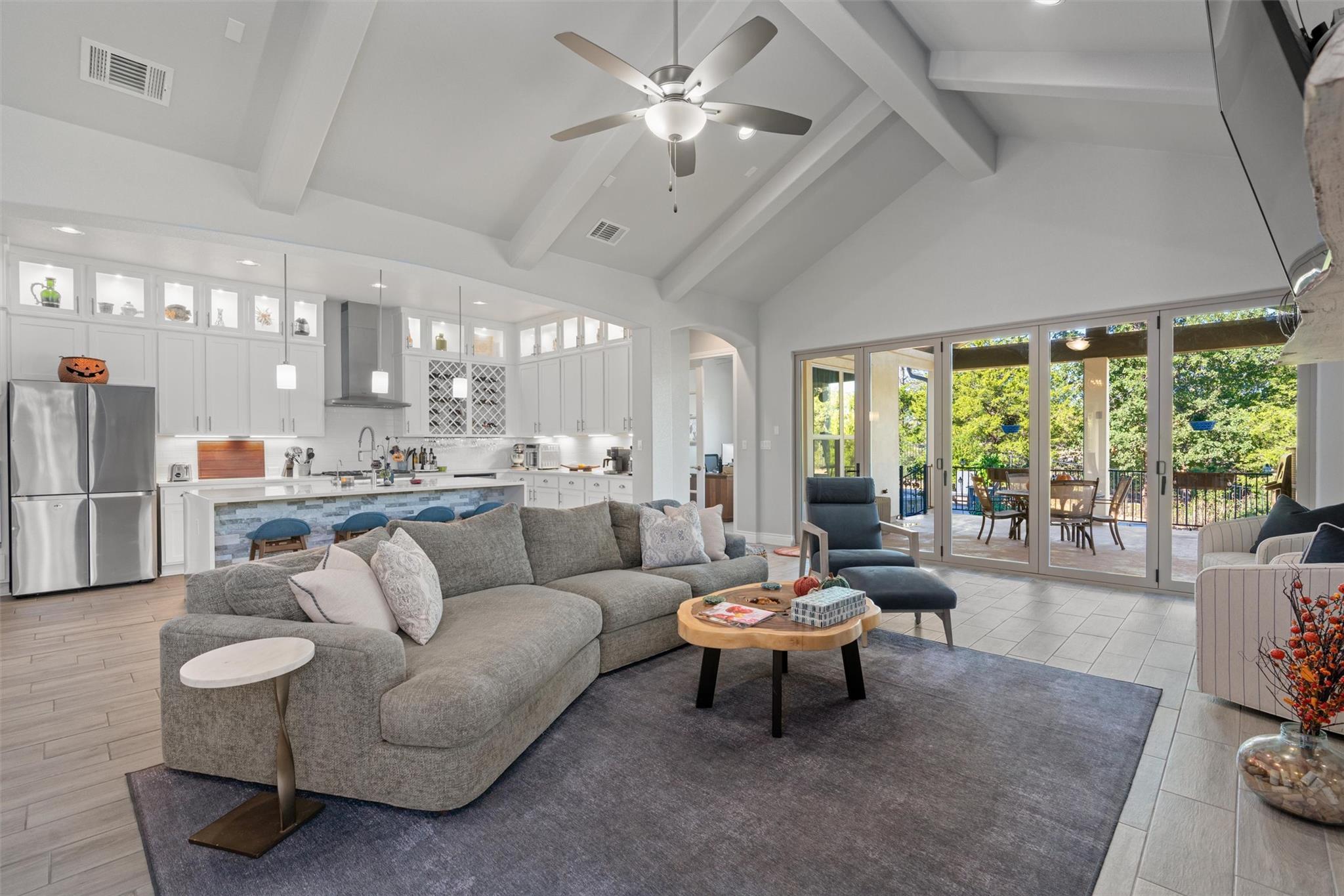 118 Kellogg Ln, Bastrop, TX 78602