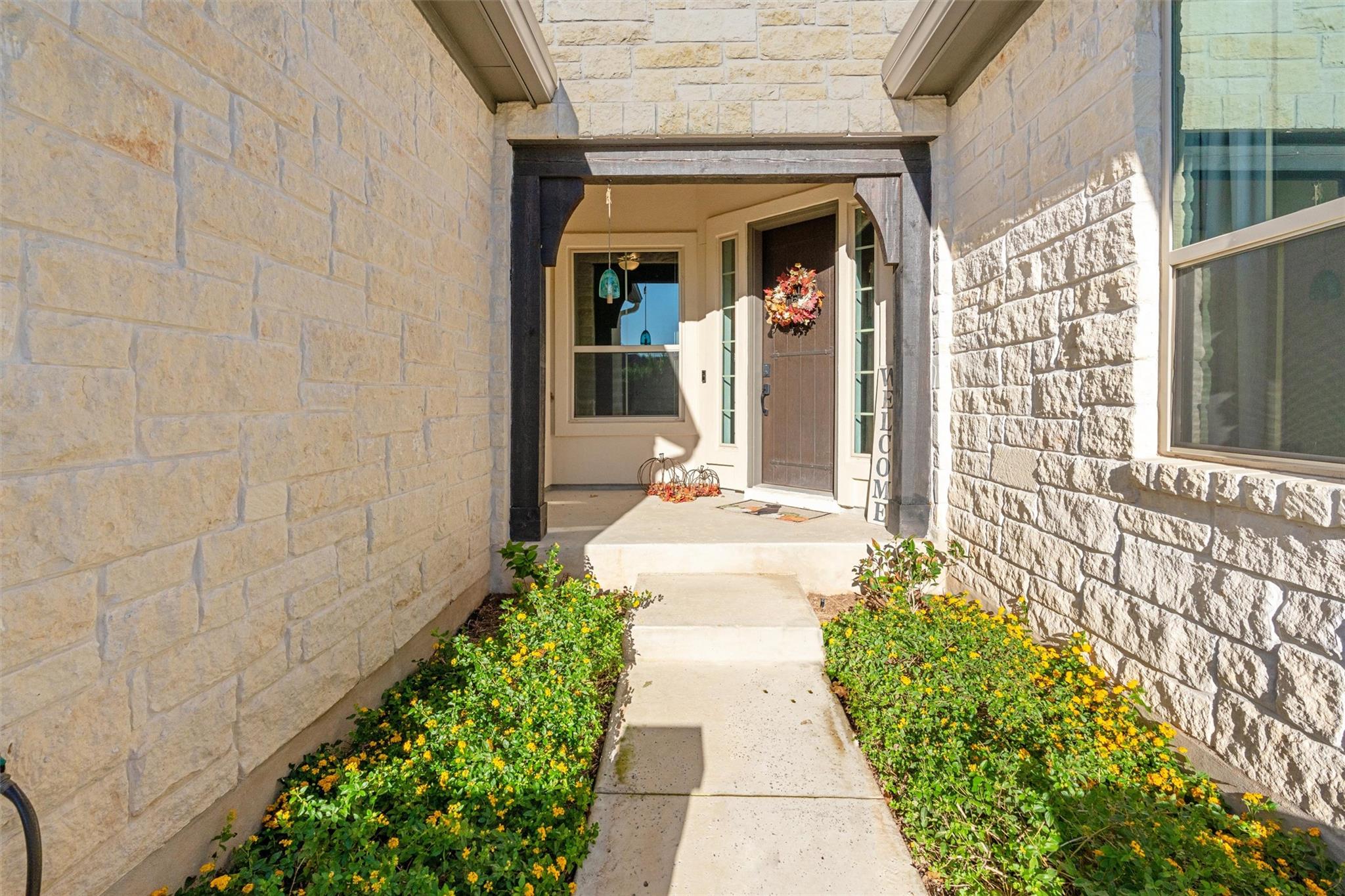 118 Kellogg Ln, Bastrop, TX 78602