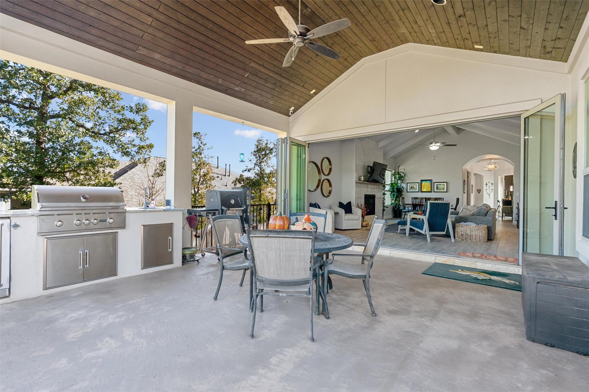 118 Kellogg Ln, Bastrop, TX 78602