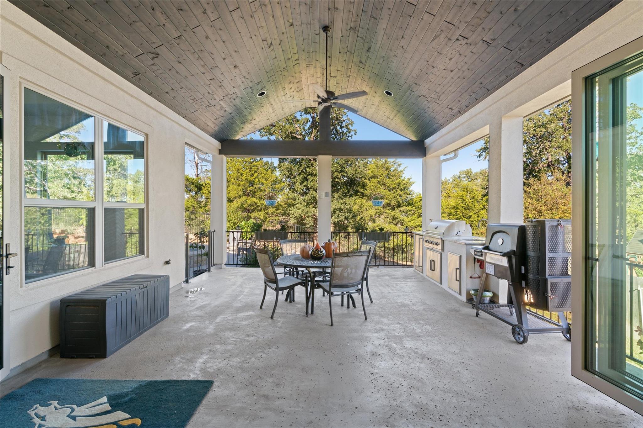 118 Kellogg Ln, Bastrop, TX 78602