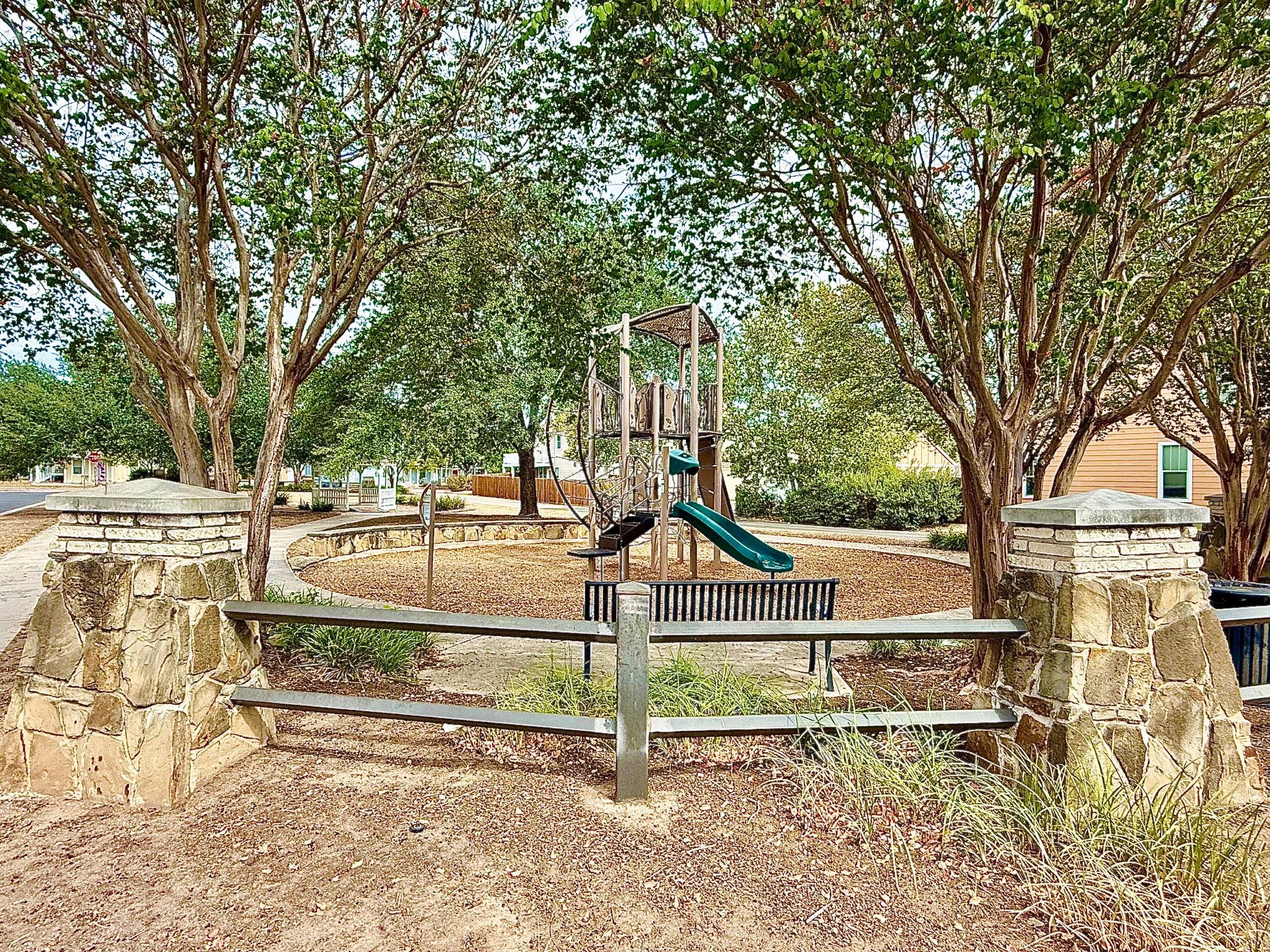 506 Shadowpoint, San Marcos, TX 78666