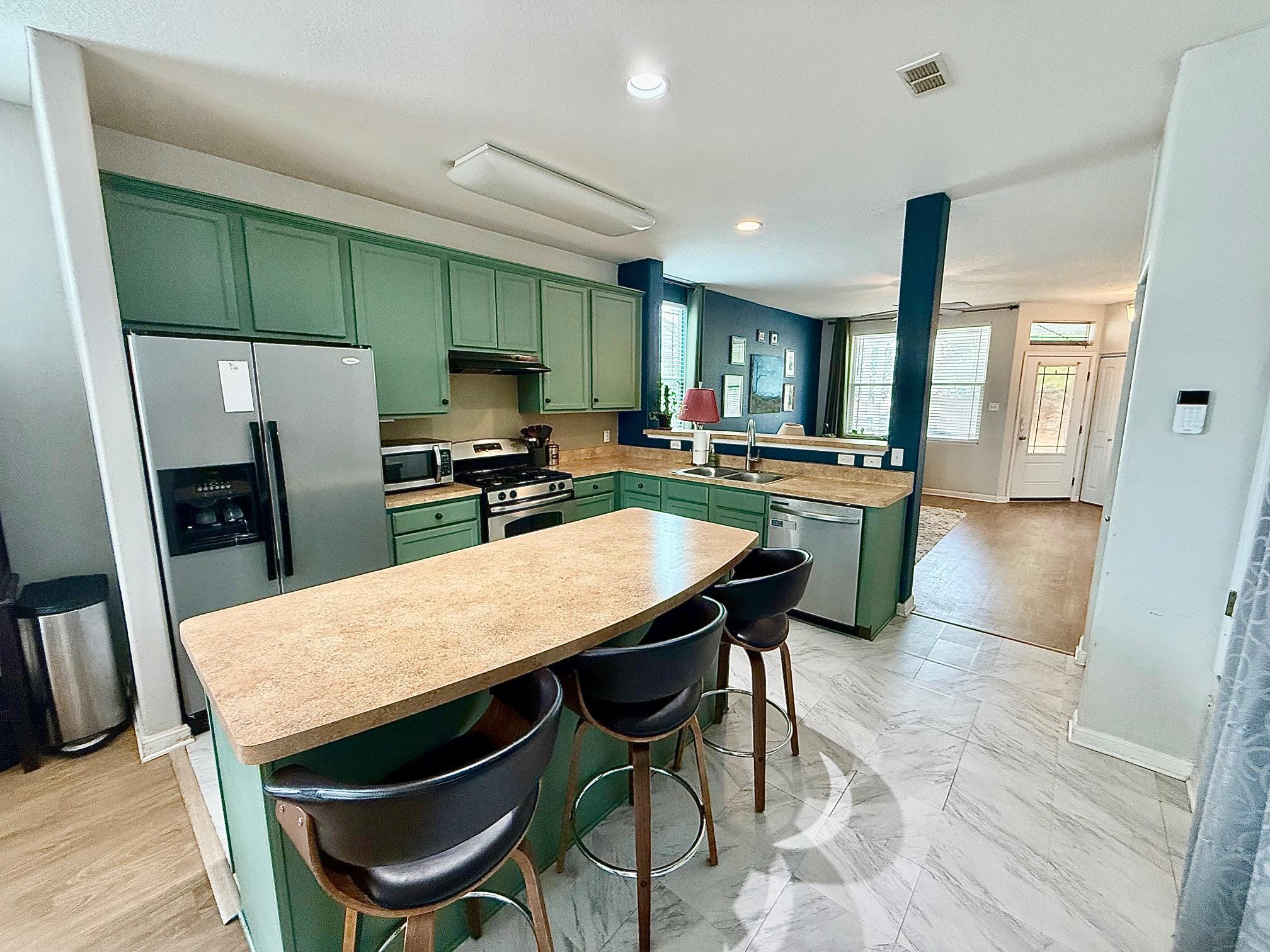 506 Shadowpoint, San Marcos, TX 78666