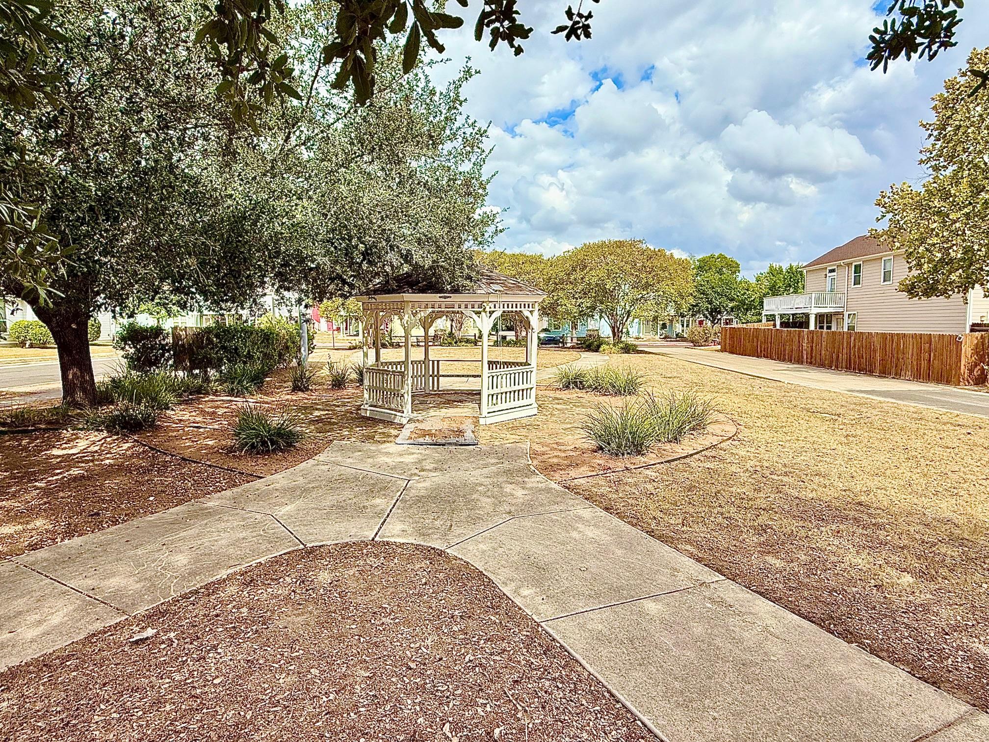 506 Shadowpoint, San Marcos, TX 78666
