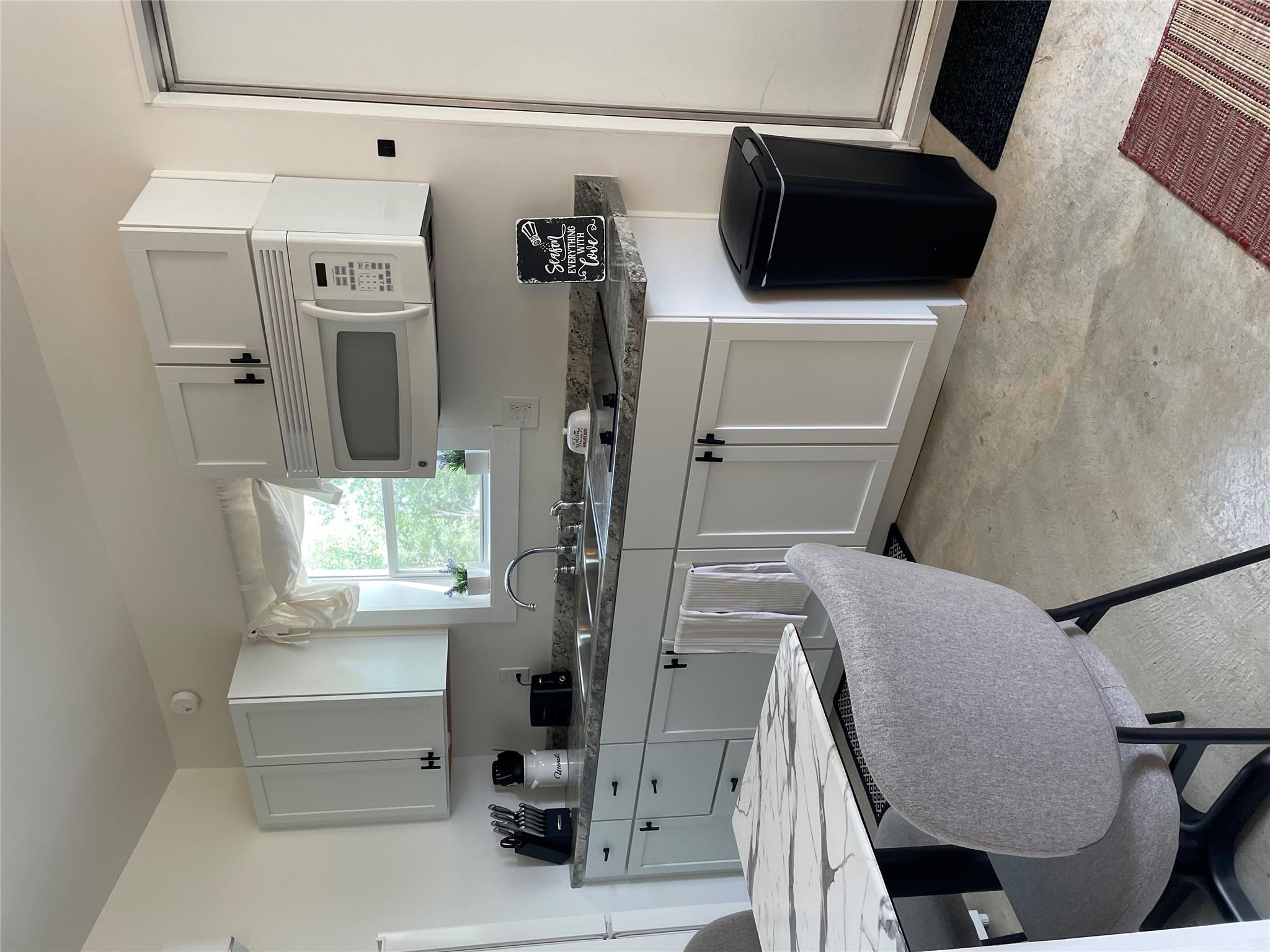 4217 Kellywood Dr, Austin, TX 78739