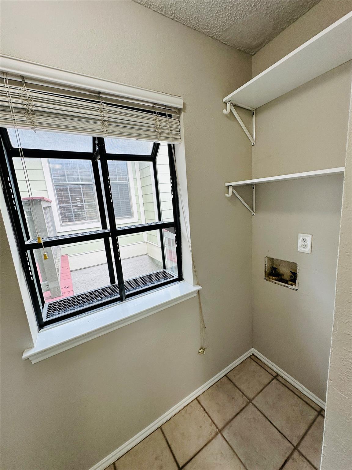 2215 Post Rd # 2028, Austin, TX 78704