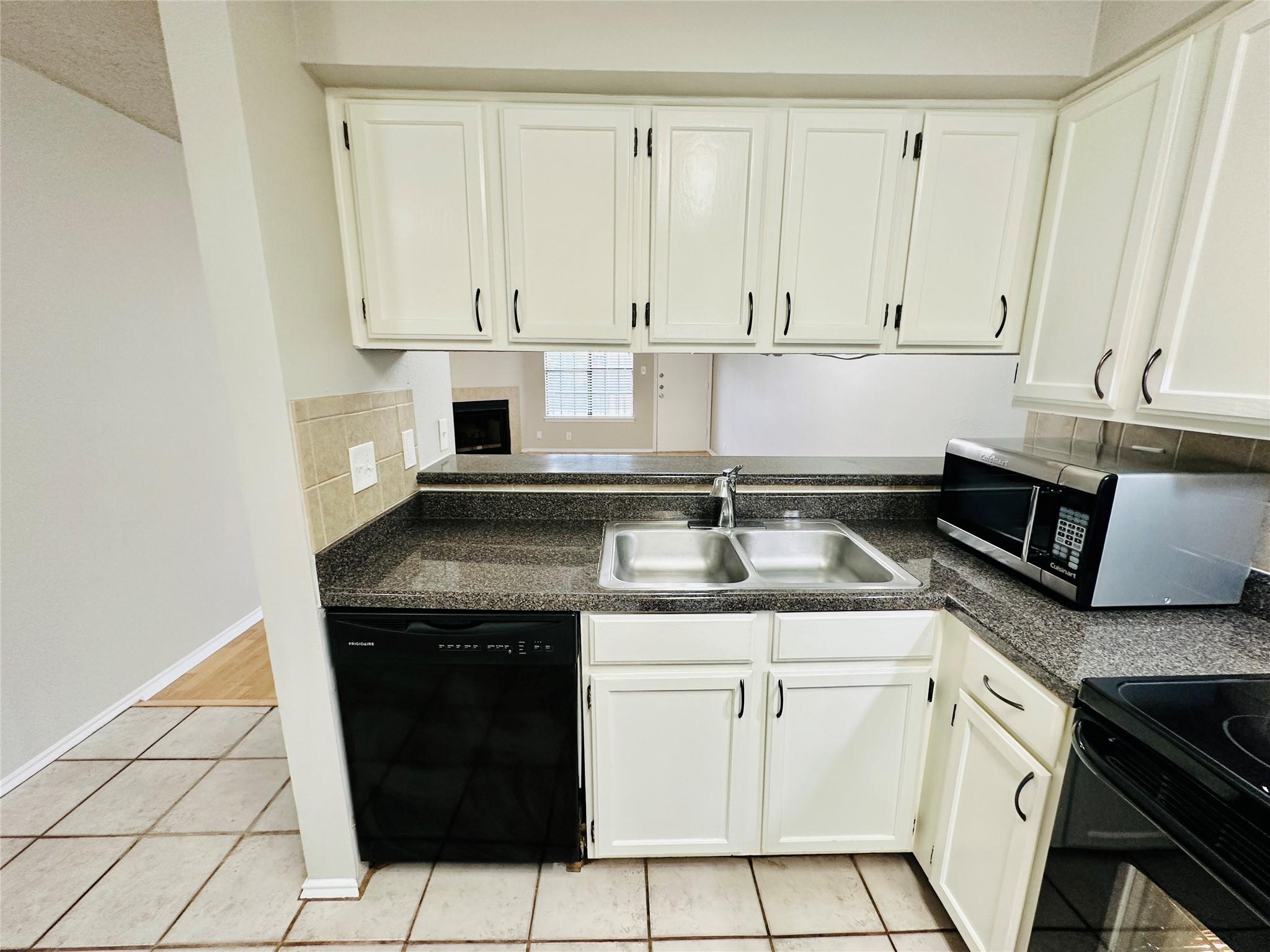 2215 Post Rd # 2028, Austin, TX 78704