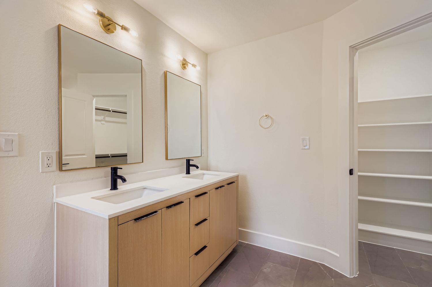 4612 Ganymede Dr, Austin, TX 78727