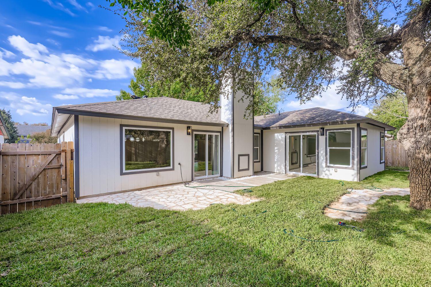 4612 Ganymede Dr, Austin, TX 78727